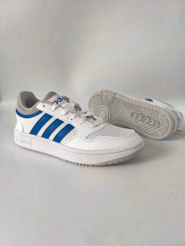 Adidas Hoops Boys / Mens Shoes Trainers UK Size 5