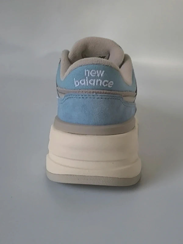 New Balance 997R Unisex Sneakers UK Size 4 NO BOX