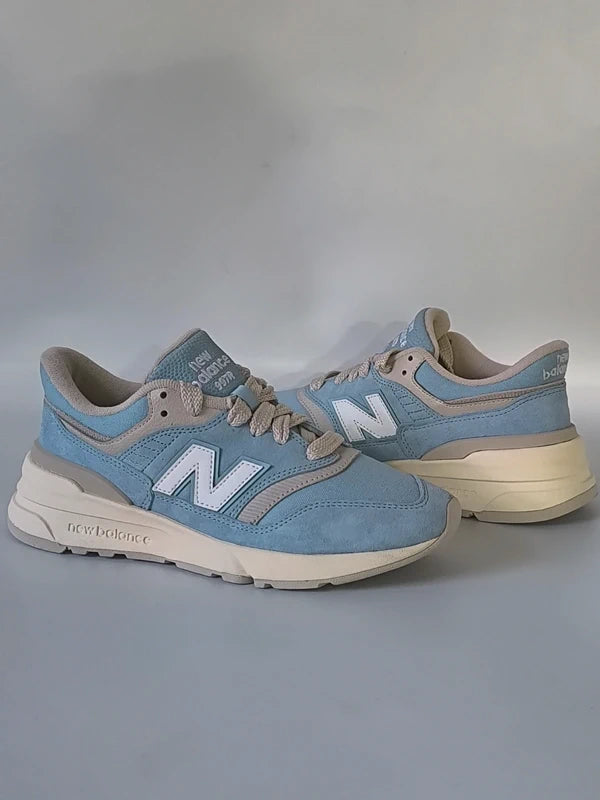 New Balance 997R Unisex Sneakers UK Size 4 NO BOX