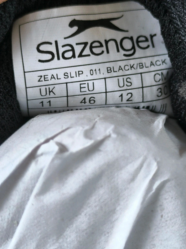 Slazenger Zeal Men's Slip On Trainers UK Size 11 No Box