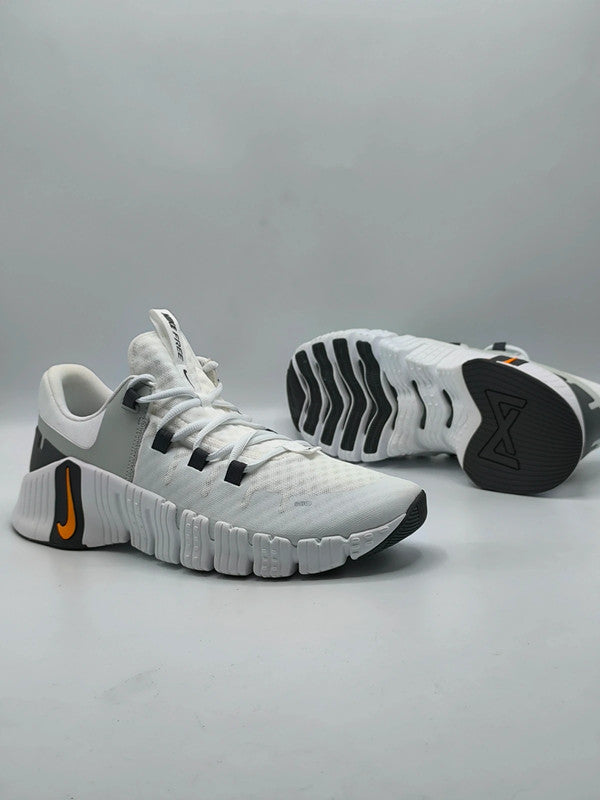 Nike Metcon 5 With Defects Mens Shoes Trainers UK Size 10.5