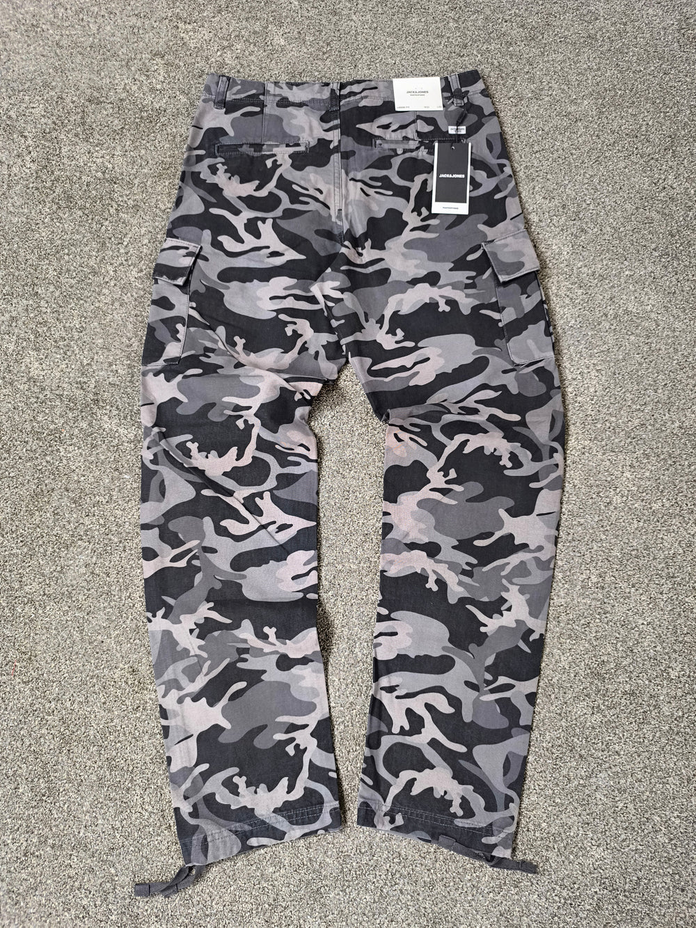 Jack & Jones Grey Camo Loose Fit Mens Cargo Pants - W31 L32 (New With Tags)