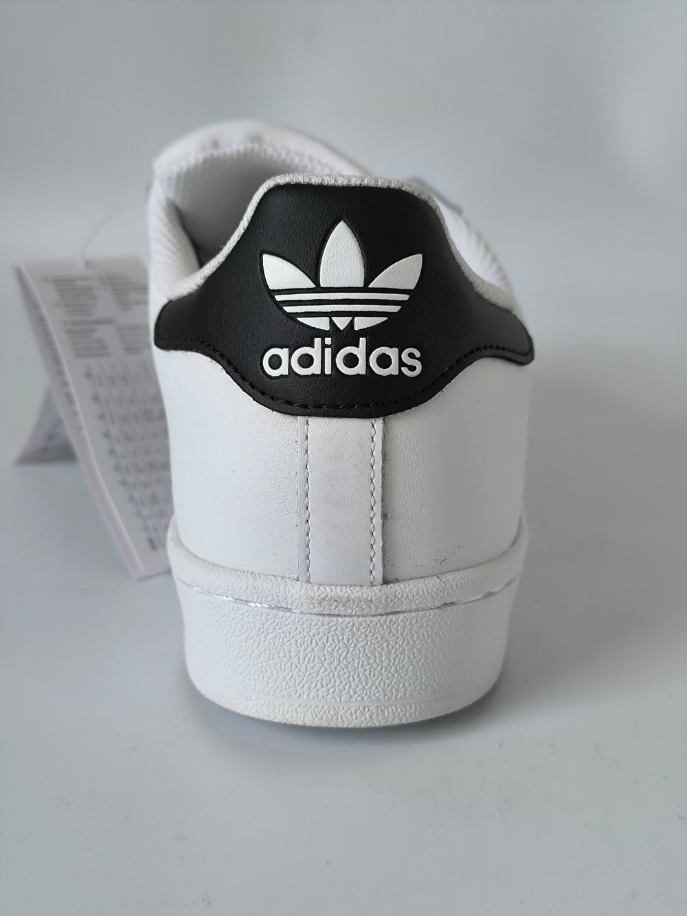 Adidas Superstar Mens Shoes Trainers UK Size 8.5 Brand New