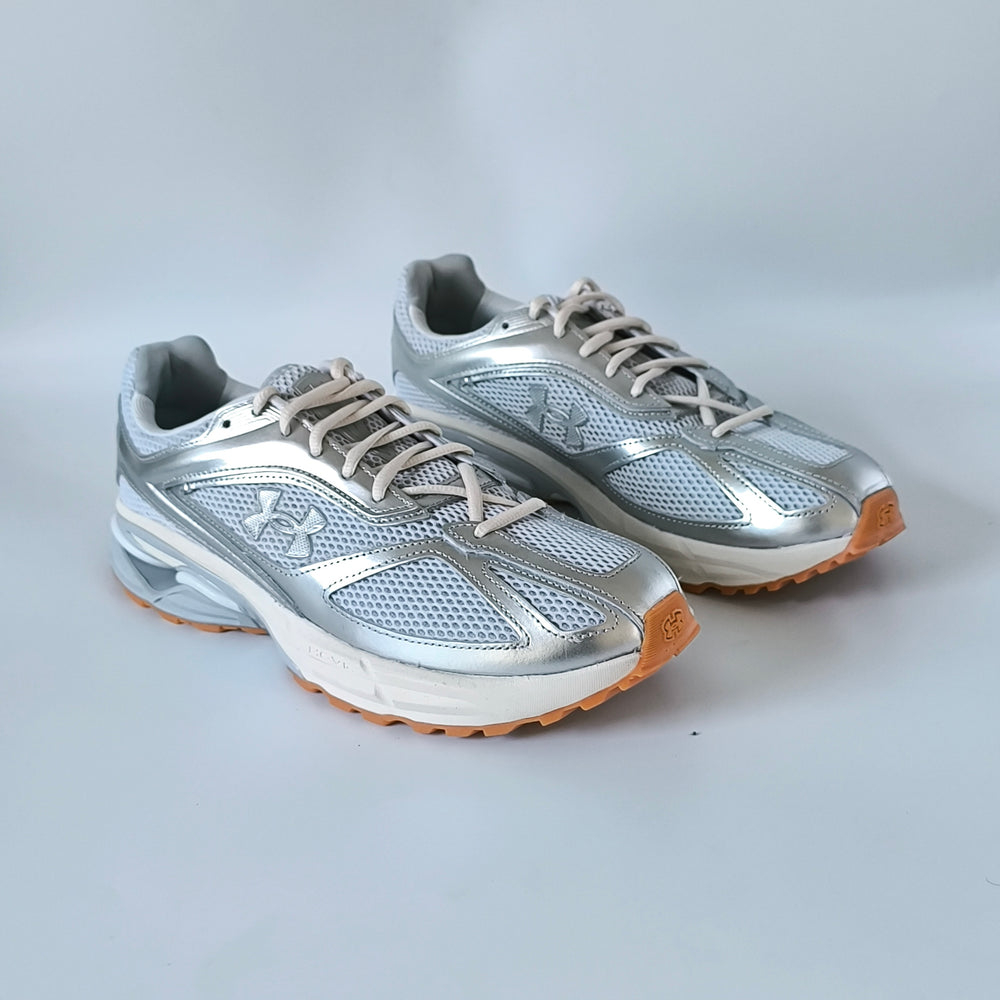 Under Armour HOVR Apparition Shoes Trainers Metallic Silver Grey  UK Size 10  Brand New NO BOX