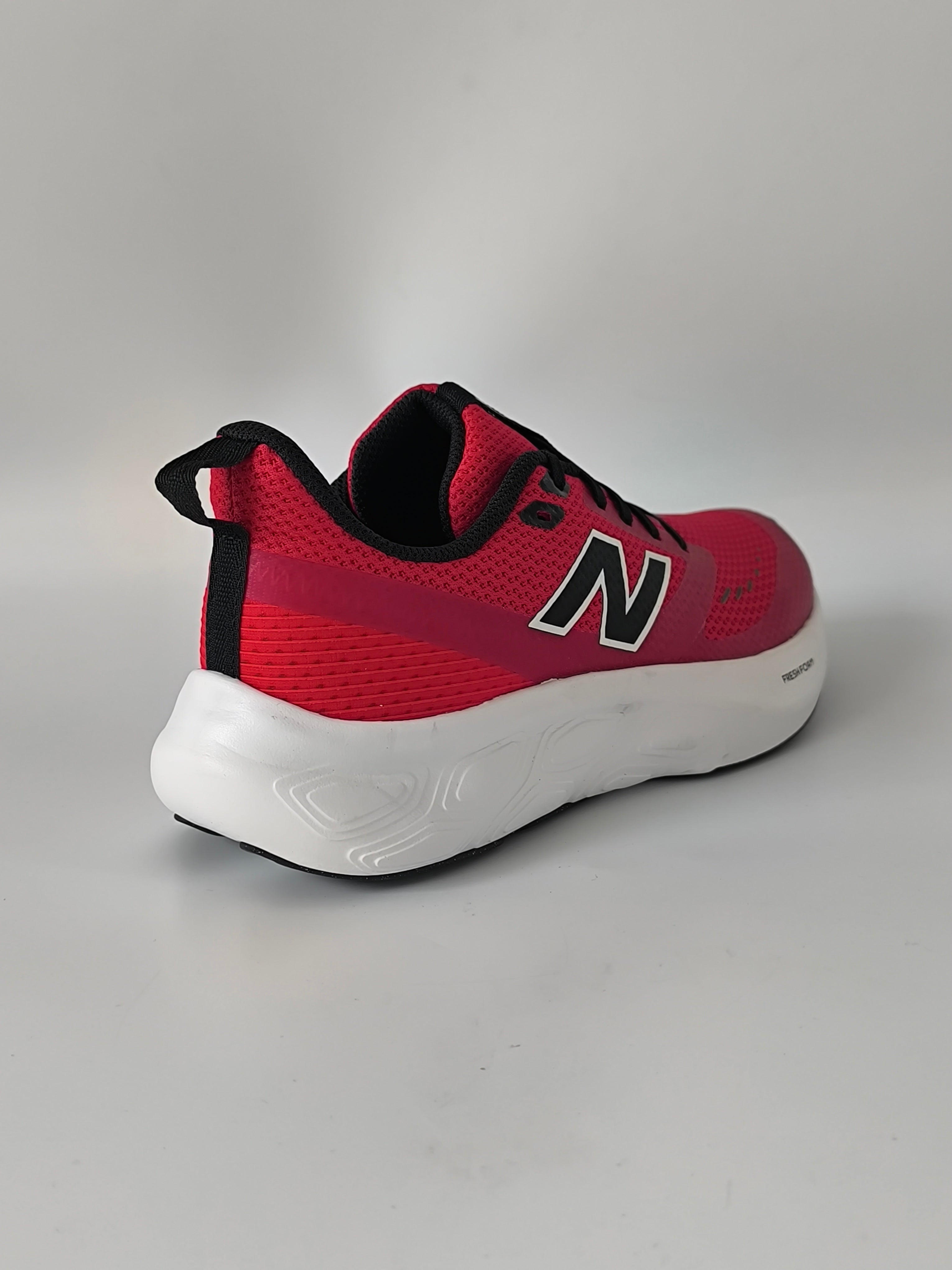New Balance Fresh Foam 625 Men's Shoes Trainers –  UK Size 5 Brand New Without Box