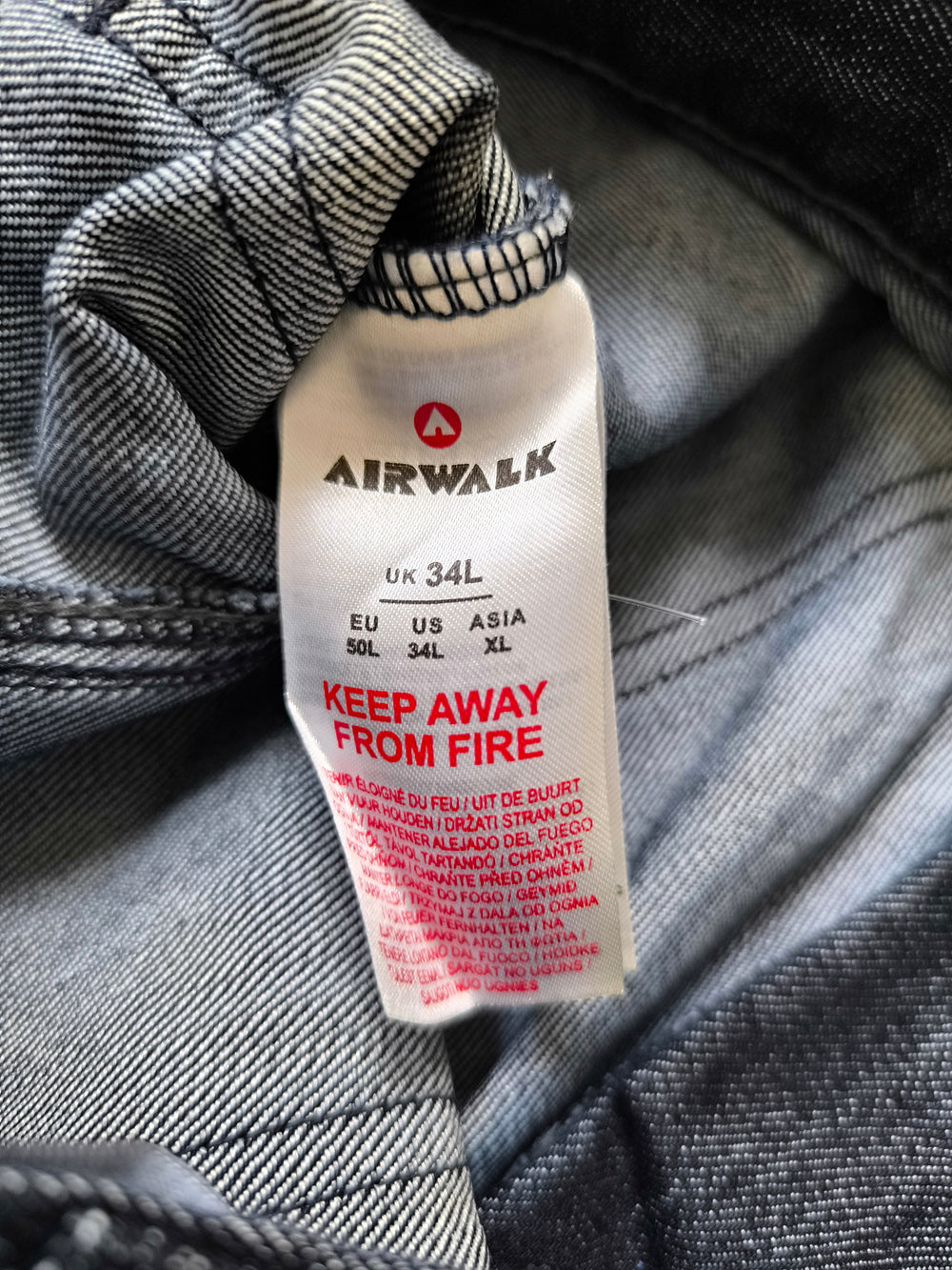 Airwalk Men's Straight Fit Cargo Jeans Dark Wash Blue/Black With White Belt 34W 34L Y2K Skater