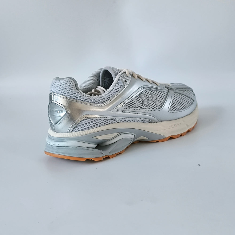 Under Armour HOVR Apparition Shoes Trainers Metallic Silver Grey  UK Size 10  Brand New NO BOX