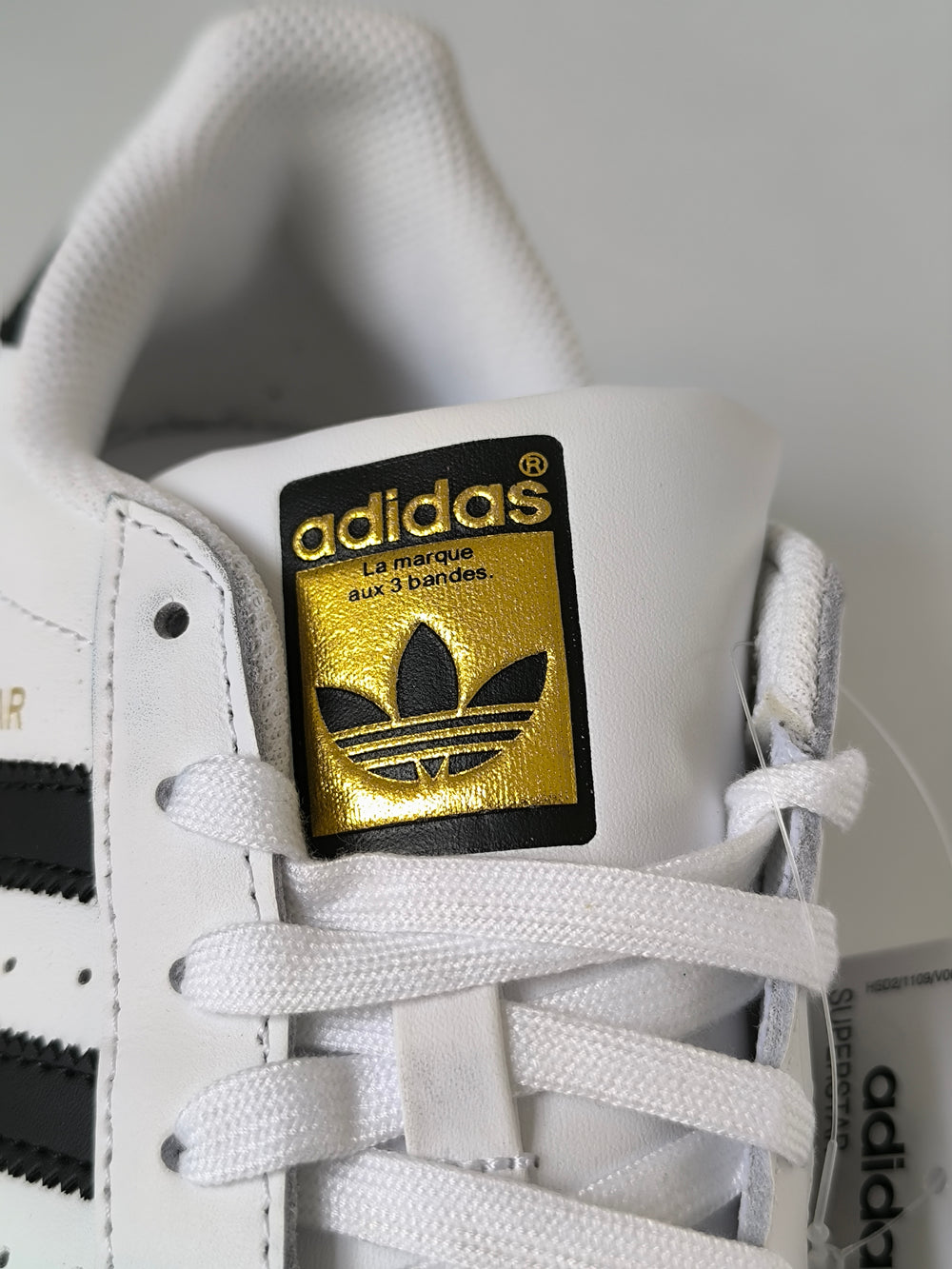 Adidas Superstar Mens Shoes Trainers UK Size 8.5 Brand New