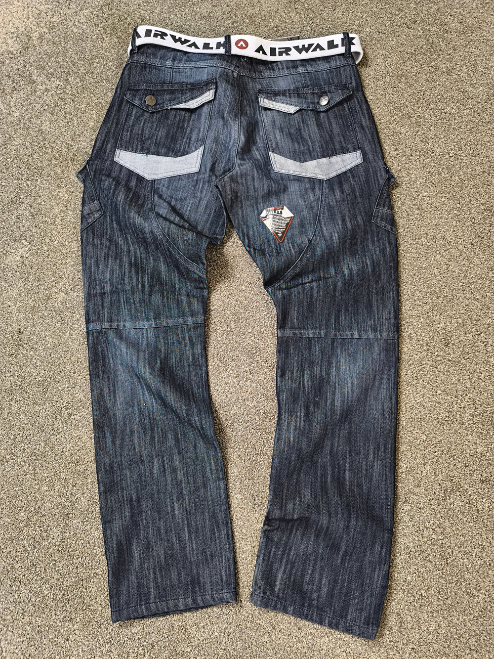 Airwalk Men's Straight Fit Cargo Jeans Dark Wash Blue/Black With White Belt 34W 34L Y2K Skater