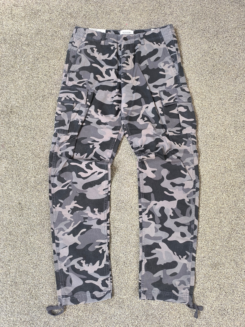 Jack & Jones Grey Camo Loose Fit Mens Cargo Pants - W31 L32 (New With Tags)