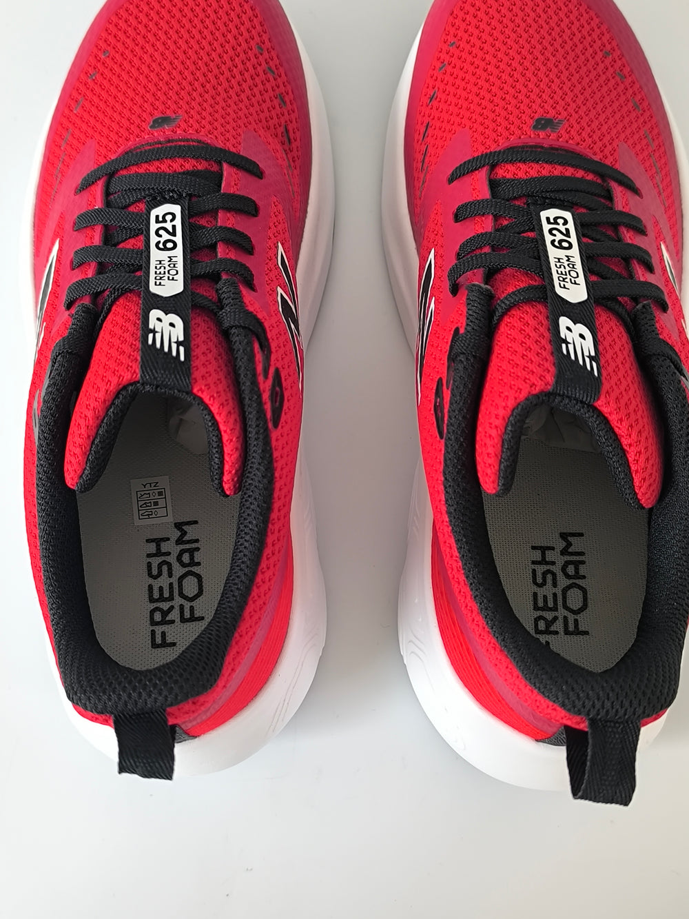 New Balance Fresh Foam 625 Men's Shoes Trainers –  UK Size 5 Brand New Without Box